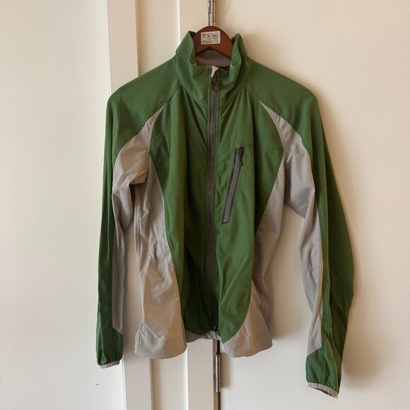 MEC Mountain Equipment Co-op Medium Windbreaker - Picture 1 of 12